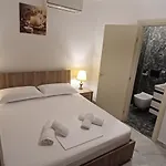 Hyka Stone House 3*