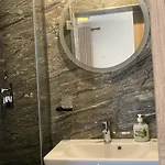 فندق مبيت وإفطار Hyka Stone House 3*