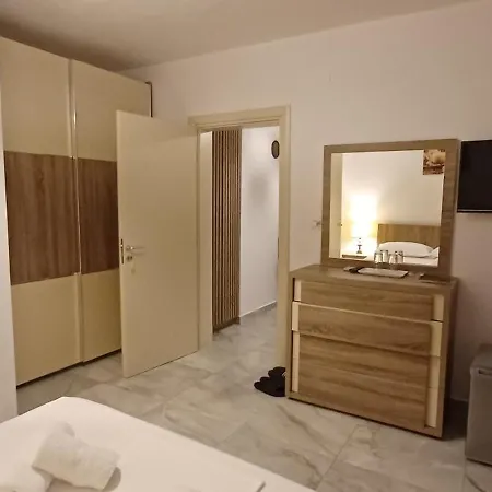 Hyka Stone House Shkoder Bed & Breakfast