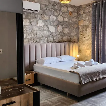 Hyka Stone House Shkoder Bed & Breakfast
