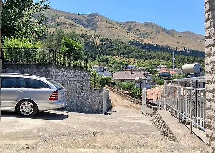 Hyka Stone House B&B Shkodër