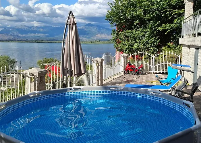 B&B Hyka Stone House 3*