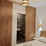 Hyka Stone House Nocleg ze śniadaniem 3*