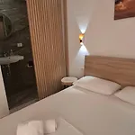 Hyka Stone House Nocleg ze śniadaniem Szkodra