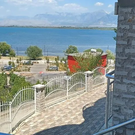 Hyka Stone House Shkoder Bed & Breakfast