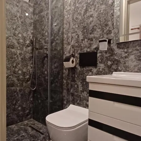 Hyka Stone House 3* Shkodra