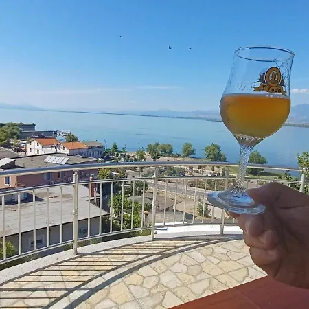 Hyka Stone House 3* Shkodër