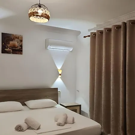 Hyka Stone House 3* Σκόδρα