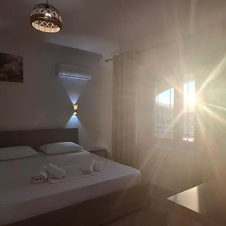 Hyka Stone House Couette-café Shkodër