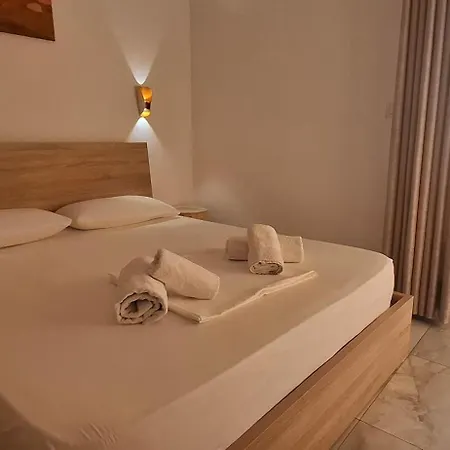 Bed & Breakfast Hyka Stone House 3*