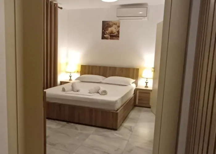 Hyka Stone House فندق مبيت وإفطار 3*