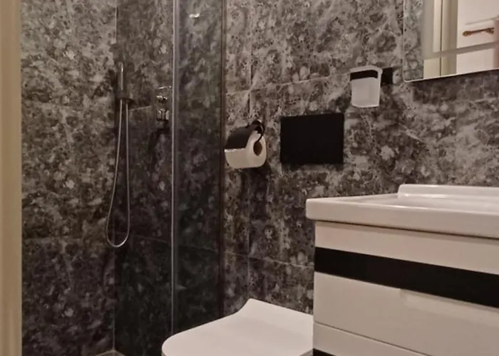 Hyka Stone House 3* Σκόδρα