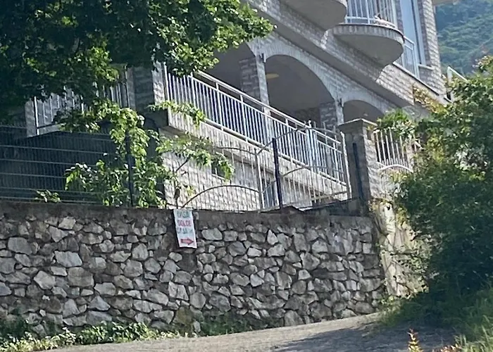 فندق مبيت وإفطار Hyka Stone House